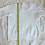 Solid White V Photo 7