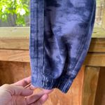 Athleta Women's Farallon Printed Joggers Blue Camo Size 4P Photo 5