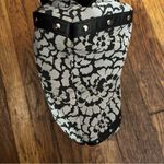 Small printed barrel bag/ purse with metal stud accents. Zipper closure. (Y2K) Black Photo 5