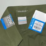 Columbia NWT 20W Green Omni-Shield Active Fit Straight Leg Saturday Trail Pants Photo 2