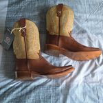 Twisted X  Cowgirl Boots NWT Size 9 Photo 2