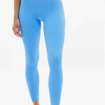 Athleta New  M Salutation Stash 7/8 Leggings Cornflower Blue Medium Regular Photo 0