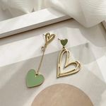 NEW Asymmetrical Green Heart Earrings Gold Dangle Mismatched Cute Y2K Aesthetic Photo 0