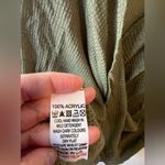 Boohoo Women’s Green Plus Wrap Knitted Twist Sweater From - Size US 16 Photo 6