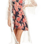 ✨HP✨FLORAL EMBROIDERED SHEER KIMONO✨ White Size undefined Photo 0