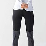Lululemon Wunder Under SE Stirrup Pant Dramatic Static White Black Size 6 Active Photo 1