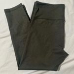 Zyia  Tight Hi-Rise 7/8 Leggings Photo 5