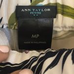 Ann Taylor  petites floral orchid leaf pants‎ Photo 3