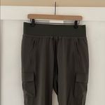 Athleta  Sutton Jogger Pants in Arbor Olive Green Cargo Pocket Travel Size 8 Photo 7