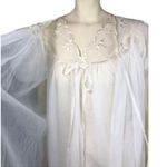 Vintage Avian Peignoir Set, Floral lace tulle robe and Nightgown set size medium White Photo 8
