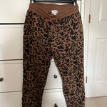 Socialite Sweatpants/ Joggers Photo 0