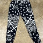 Tibi  Monochrome Floral Print Pants
Size: 2 Photo 4