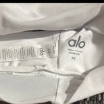 Alo Yoga lavish sports bra XS white Photo 2