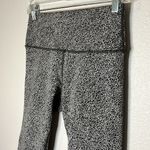 Lululemon Wunder Under Half Tight Black/White Size 8 Photo 6