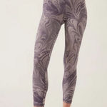 Athleta  Transcend 7/8 Tights Leggings Cropped Sumi Marble Violet Printed Yoga Photo 0