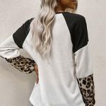 WAFFLE KNIT LEOPARD WHITE BLACK BLOUSE TWIST KNOT Size undefined Photo 7