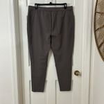 Isaac Mizrahi  Live! Stretch‎ Pull On Pants Ankle Zip Putty Brown Sz 20 Career Photo 1