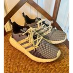 Adidas white and black running shoes size 6 Photo 3