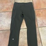 Lululemon cropped cargo style leggings size 4 army green Photo 4