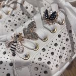 Dolce Vita nwt Bee Charm White Laser Cut Sneaker Size 7 Photo 3