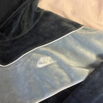 Nike velvet  crop sweatshirt black Photo 1