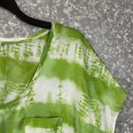 Dress Barn Green & White Tie Dye Stripe Silky Feel Blouse - Size XL - Scoop Neck Photo 1