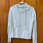 Victoria Sport  sweatshirt size extra small Photo 0
