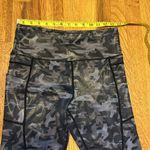 Zyia Womens 8 10 Gray Charcoal Shiny Camo Camouflage Athletic Leggings Pockets Photo 1