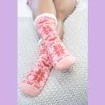 Yelete NWT Pink and Red Slipper Socks Photo 5