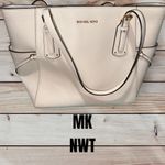 Michael Kors Voyager Black White Bond Leather EW Tote... Photo 1