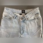 Urban Outfitters BDG  Dipped V Flare‎ Light Wash Size 26 Photo 4