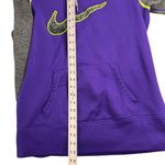Nike  Therma-Fit Purple Gray Front Swoosh Pullover Hoodie Thumbholes Women's M/L Photo 4