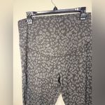 Old Navy  | Maternity 4 Way Stretch Gray Printed Leggings | Size Medium Photo 2