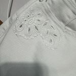 Bob Timberlake  Jeans White Embroidered Ankle skinny Eyelet Cutout sz 4 Photo 6