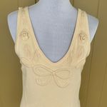 Cache  women M scoopneck raised floral and bow cream tank top   Photo 1