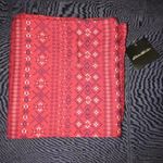 Eddie Bauer Infinity coral scarf NWT Photo 2