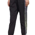 Adidas 7/8 THREE STRIPE TRACK TRAINING PANTS Photo 0