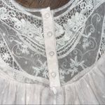 Andrée Andree Sleeveless Lace Top Small Photo 4