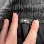 ZARA Women M High-Rise Tapered Jogger Black Pockets Stretch Drawstring Gold Photo 5