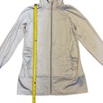 Mondetta White Gray Chevron Yoga Hooded Jacket Size Small EUC Photo 6