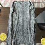 Lululemon LULU SIZE 4 LONG SLEEVE SWIFTLY TOP GREY/BLACK Photo 2