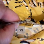 Tucker Yellow Giraffe Print Silk Joggers Size XS Photo 4