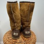 UGG  Classic Tall 5818 Leather Sheepskin Shearling Winter Boots‎ Color Block W7 7 Photo 3
