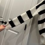 POL Hooded Chunky Eyelash Striped Pullover Sweater Size: Small Black/White Photo 4