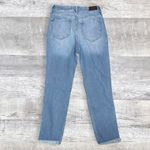 Hollister  Ripped Light Wash Mom Jean Womens 3 / 26 (27X27) Ultra High Rise Denim Photo 4