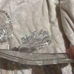 Mudd SLIDE/SANDALS CLEAR CRYSTAL EMBELLISHMENT SILVER SPARKLE TRIM
FUN & STYLISH Photo 11