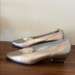 Comfort Collection Dolcis Women's Metallic Silver Shoes Size 8.5 Photo 6
