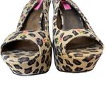Betsey Johnson  Mystify Leopard Embroidered Sling Back Platform Heels size 8 Tan Photo 5