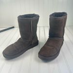 UGG  Women’s Chocolate Shearling Classic Short II Boots Sz 7 Photo 4