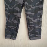 Democracy  Ab Solution Pants Womens 12 Black Camo Cropped Slimming Stretch Photo 2